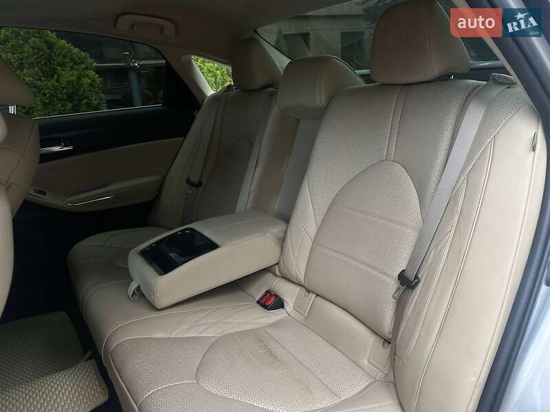 Седан Toyota Avalon 2018 в Одессе
