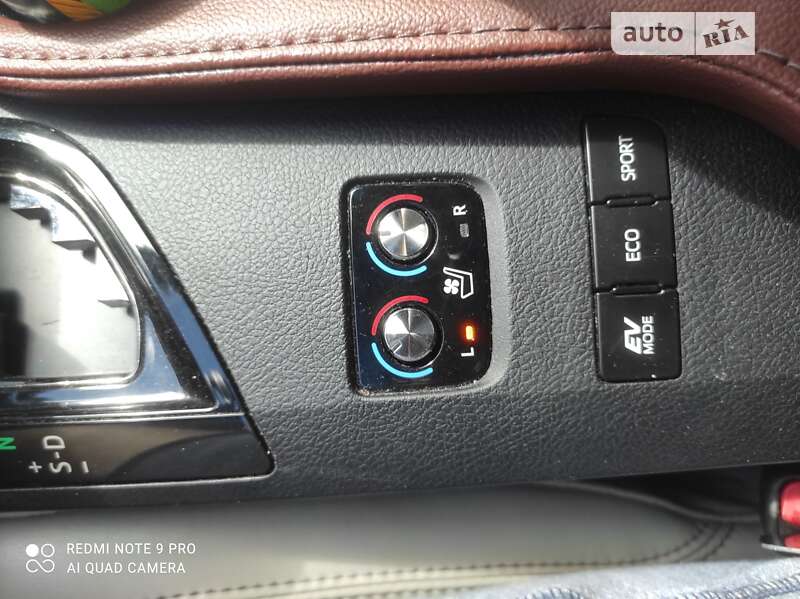 Седан Toyota Avalon 2016 в Києві фото 17 Седан Toyota Avalon 2016 в Києві