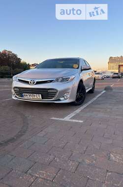 Седан Toyota Avalon 2014 в Житомире