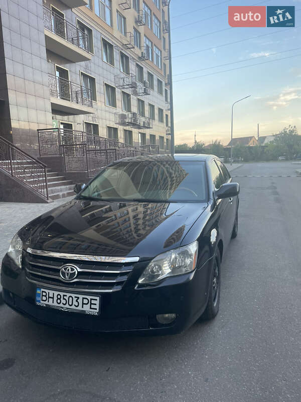 Седан Toyota Avalon 2006 в Одесі