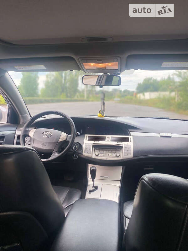 Седан Toyota Avalon 2005 в Виннице