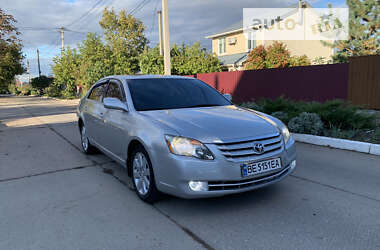 Седан Toyota Avalon 2005 в Первомайську