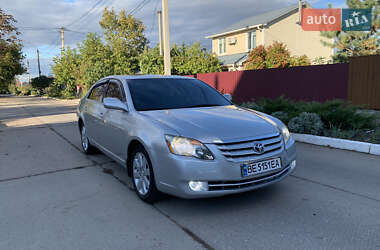 Седан Toyota Avalon 2005 в Первомайске