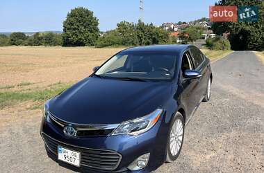 Седан Toyota Avalon 2015 в Одесі