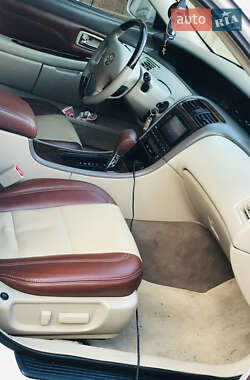 Седан Toyota Avalon 2002 в 