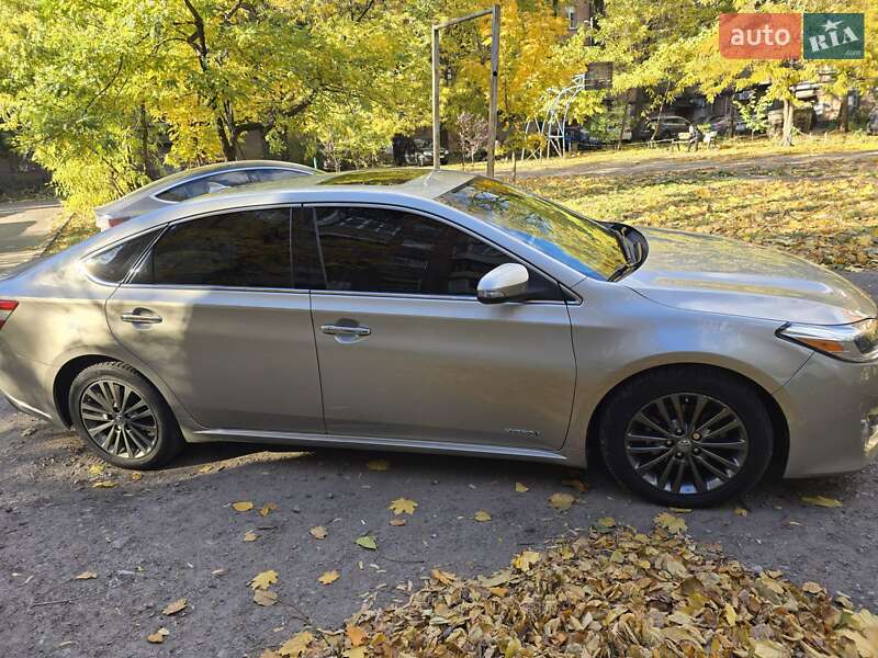 Седан Toyota Avalon 2013 в Днепре