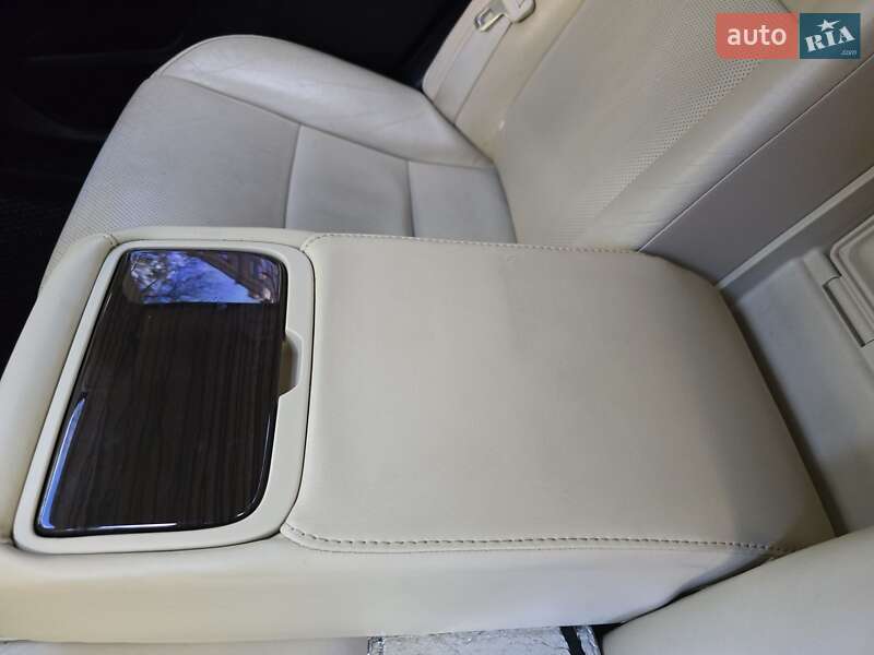 Седан Toyota Avalon 2013 в Днепре