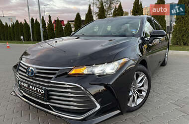 Седан Toyota Avalon 2020 в Киеве