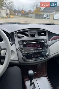 Седан Toyota Avalon 2011 в 