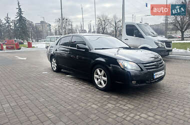 Седан Toyota Avalon 2005 в Києві