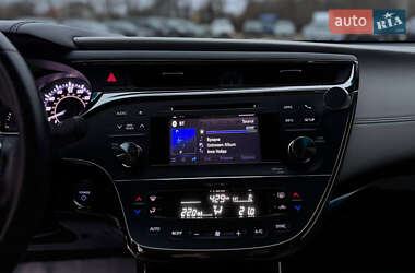 Седан Toyota Avalon 2013 в Ивано-Франковске