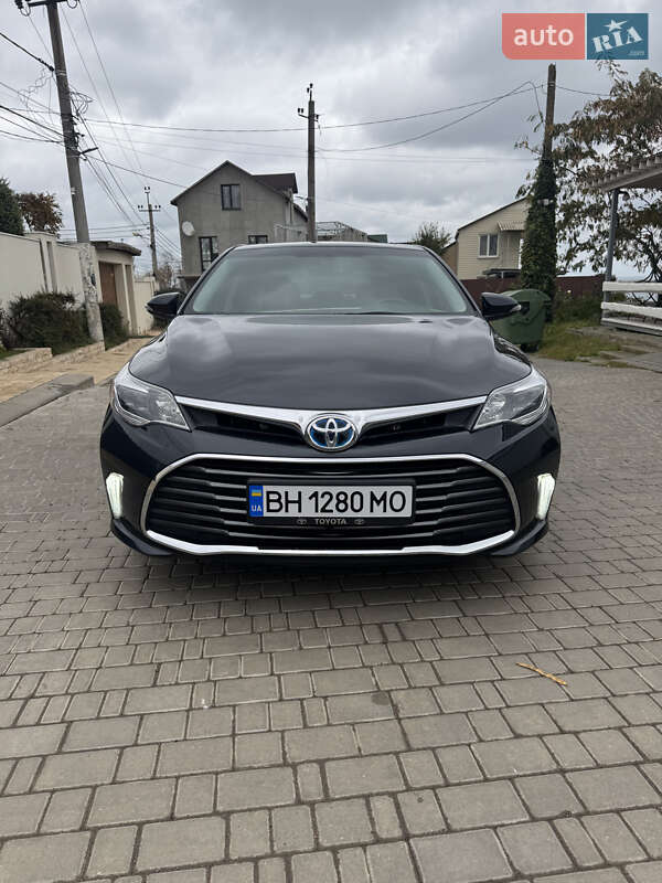 Седан Toyota Avalon 2015 в Чорноморську