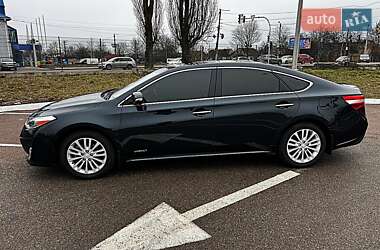 Седан Toyota Avalon 2015 в Житомирі