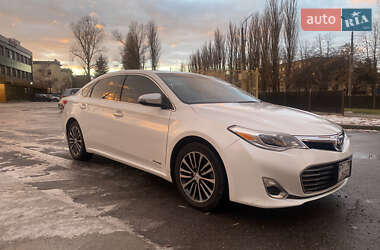 Седан Toyota Avalon 2013 в Полтаві