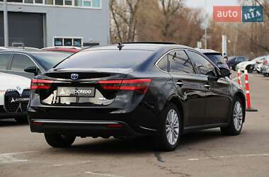 Седан Toyota Avalon 2013 в Киеве