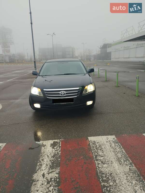 Седан Toyota Avalon 2006 в Одессе