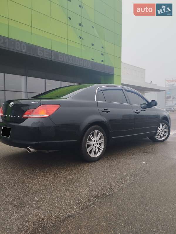 Седан Toyota Avalon 2006 в Одессе