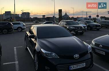 Седан Toyota Avalon 2013 в Києві
