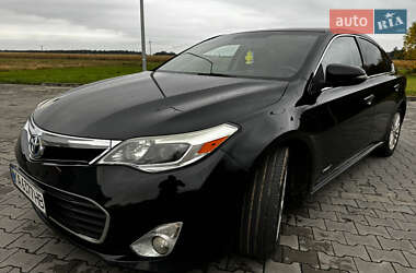 Седан Toyota Avalon 2015 в 