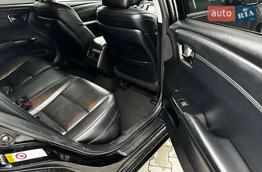 Седан Toyota Avalon 2015 в 