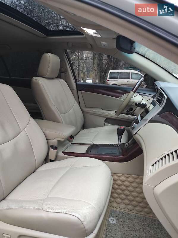 Седан Toyota Avalon 2011 в Одессе