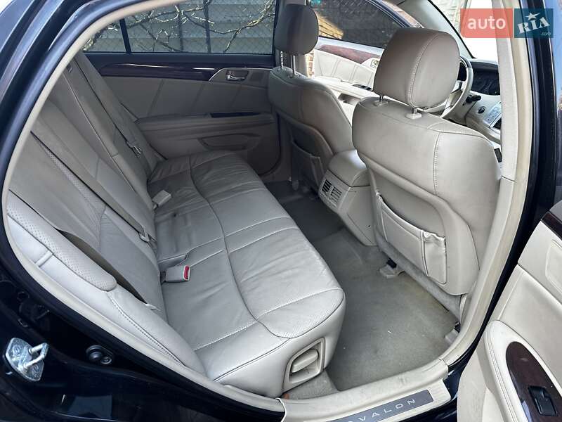 Седан Toyota Avalon 2007 в Черновцах
