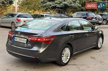 Седан Toyota Avalon 2014 в 
