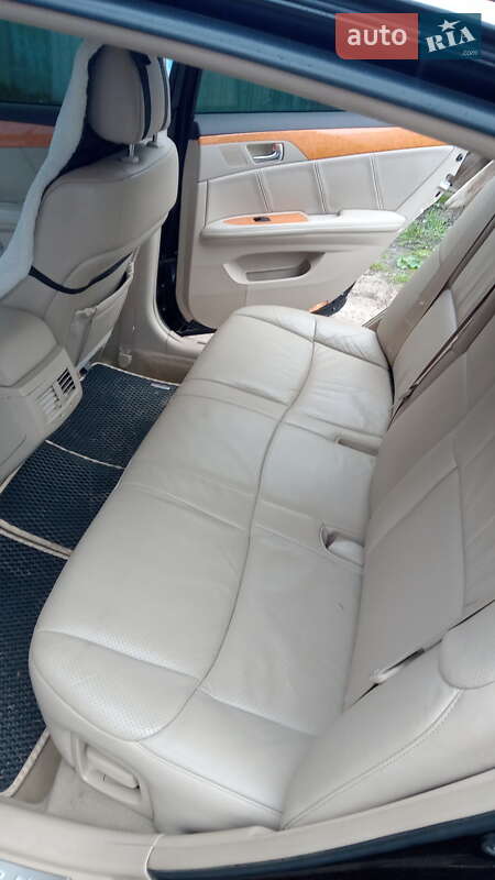 Седан Toyota Avalon 2007 в Ківерцях