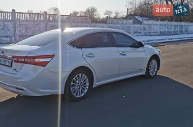 Седан Toyota Avalon 2013 в 