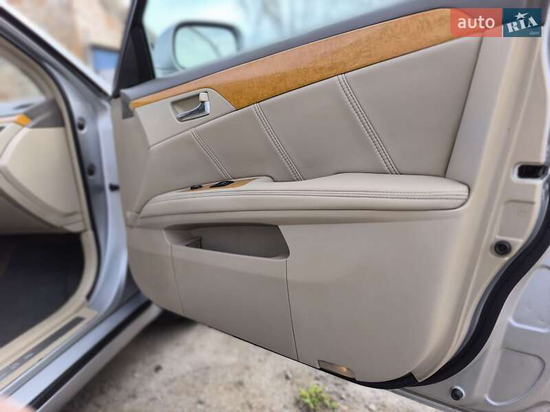 Седан Toyota Avalon 2006 в Добровеличковке