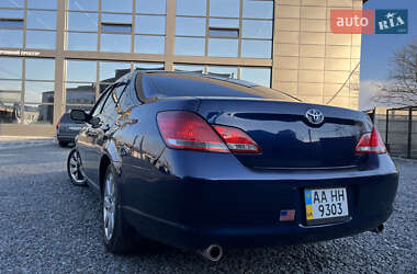 Седан Toyota Avalon 2006 в 