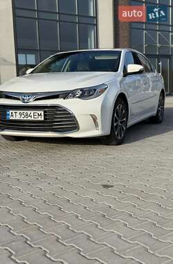 Седан Toyota Avalon 2017 в 