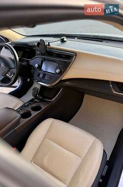 Седан Toyota Avalon 2017 в 
