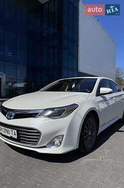 Седан Toyota Avalon 2014 в Одесі
