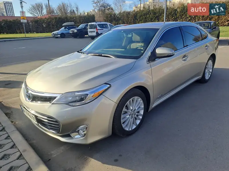 Toyota Avalon 2013