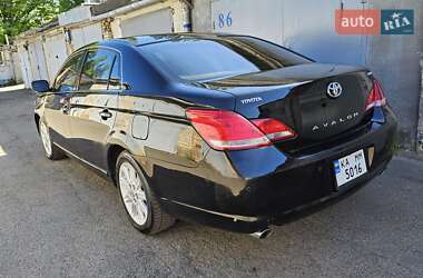 Седан Toyota Avalon 2007 в 