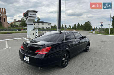 Седан Toyota Avalon 2006 в 