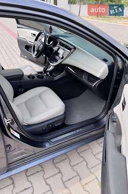 Седан Toyota Avalon 2013 в 