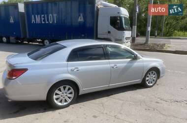 Седан Toyota Avalon 2006 в 