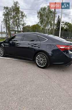 Седан Toyota Avalon 2018 в 