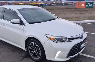 Седан Toyota Avalon 2016 в 