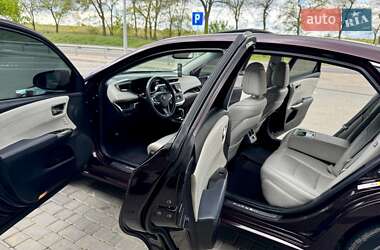 Седан Toyota Avalon 2013 в 