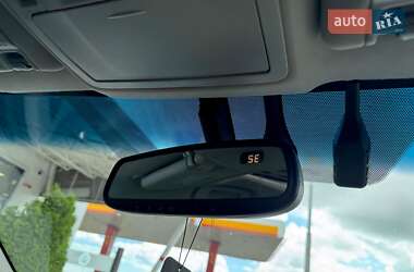 Седан Toyota Avalon 2013 в 