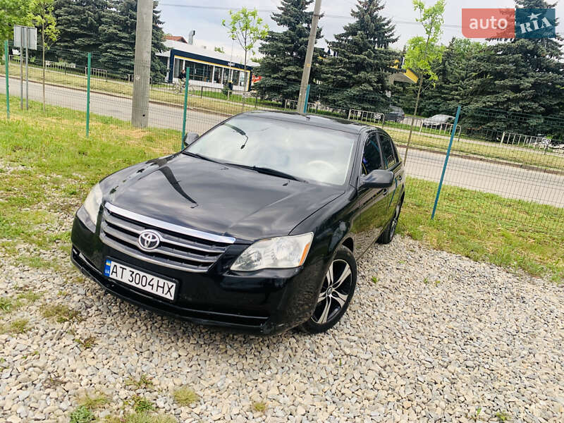 Седан Toyota Avalon 2006 в 