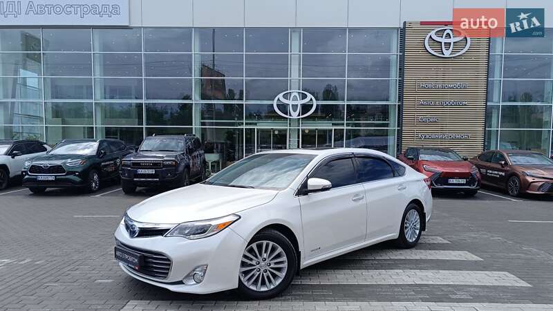 Седан Toyota Avalon 2014 в Києві