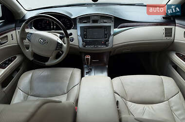 Седан Toyota Avalon 2010 в 