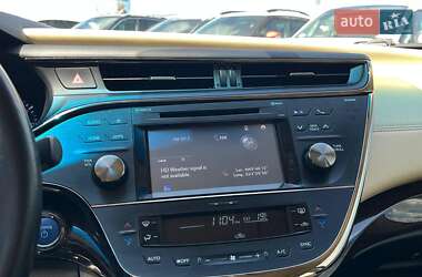Седан Toyota Avalon 2014 в 