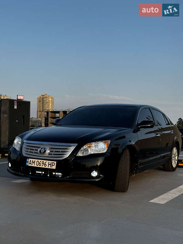 Седан Toyota Avalon 2008 в 