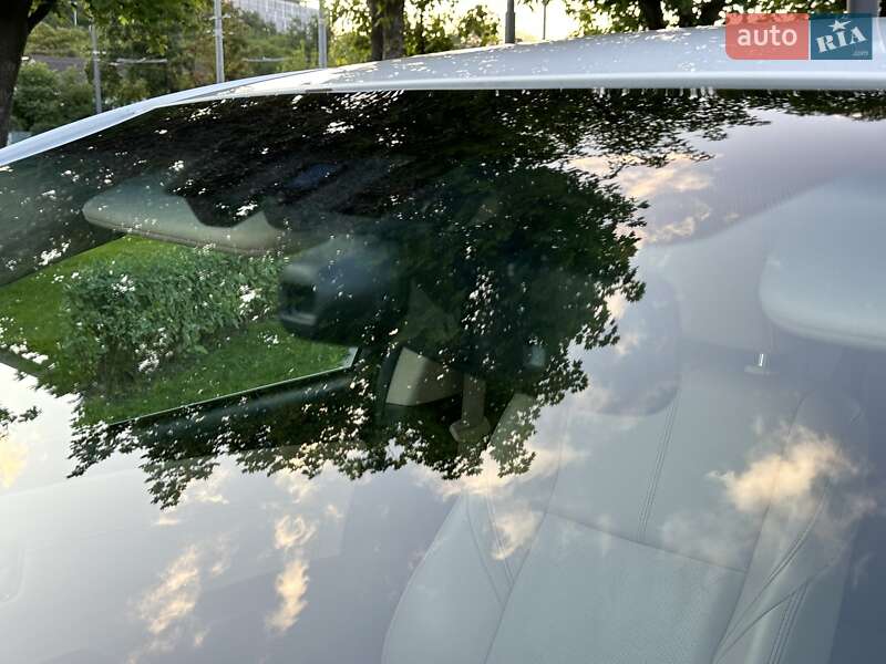 Седан Toyota Avalon 2014 в Дніпрі