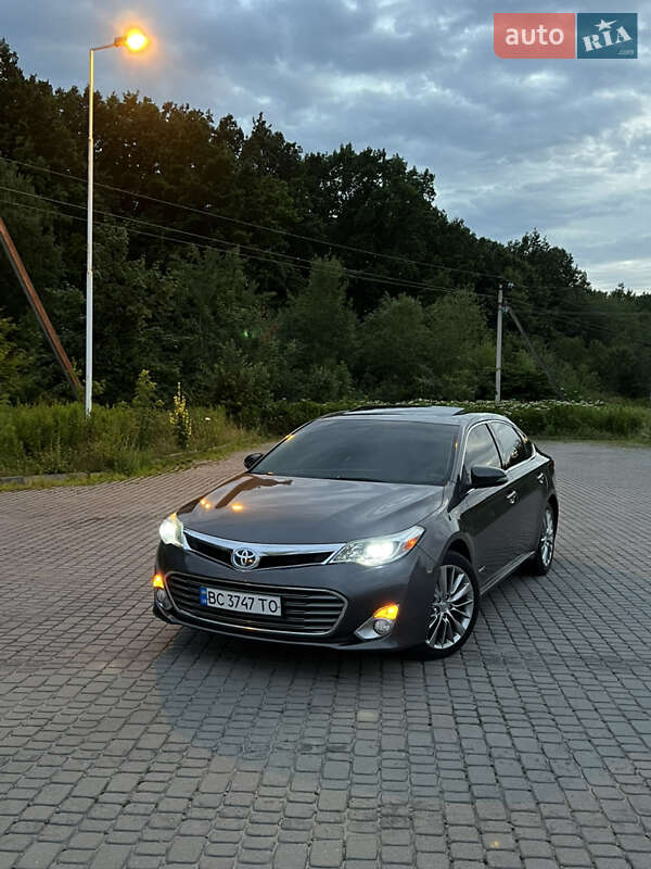 Седан Toyota Avalon 2013 в Львові фото 3 Седан Toyota Avalon 2013 в Львові